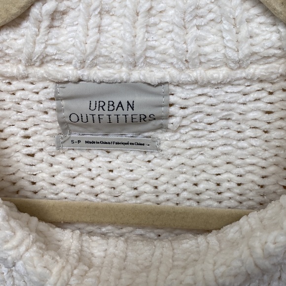 Urban Outfitters Sweater - Picture 2 of 2